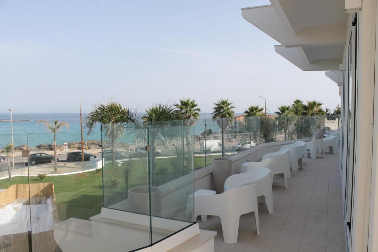 Jonium Hotel - Amazing Sea View And Swimming Pool Pulsano Exterior photo
